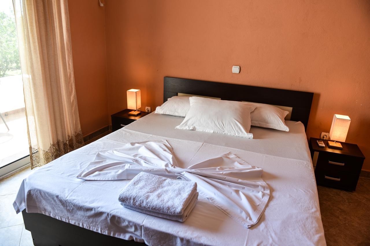 Sunrise House Apartments Улцинь Экстерьер фото